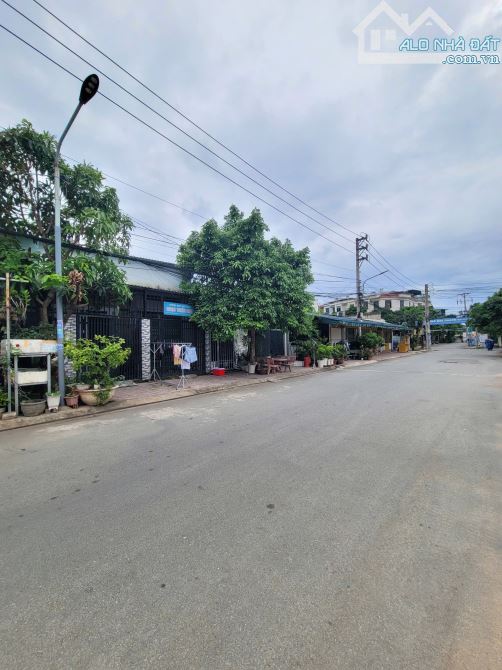 4,15Tỷ TL🔥Bán nhà cấp 4 gác lửng 73,8m2_Ngay Sân Vận Động Đông Hòa, p.Đông Hòa, Tp.Dĩ An - 1