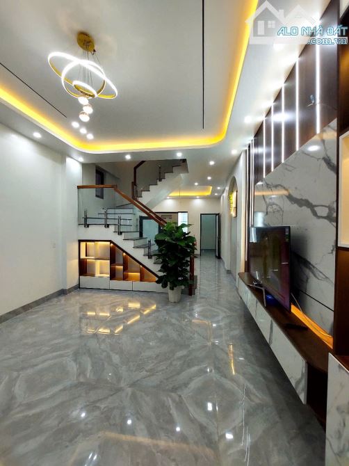 Bán nhà trong ngõ đường Tô Hiến Thành thông sang Phạm Ngũ Lão - 1