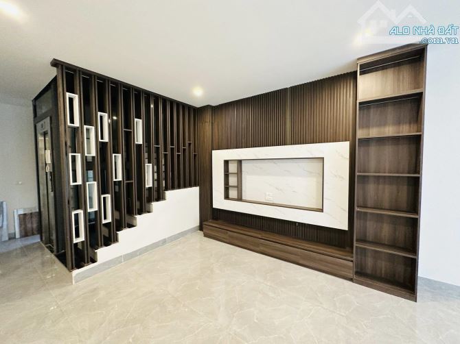 Bán nhà Võng thị thang máy dân xây view  hồ tây 50m 7 tầng 14.8tỷ - 1