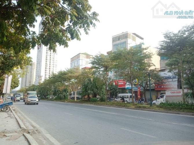 Bán nhà mặt phố Lê Trọng Tấn, Hà Đông 175m2 MT10m, lô góc kinh doanh giá 63 tỷ - 1