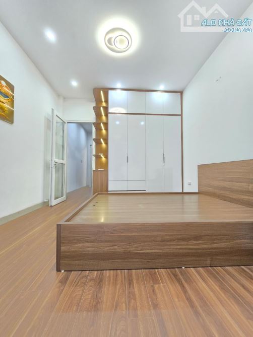 Siêu phẩm Kim Giang, Hoàng Mai, 38m² × 5 tầng, full nội thất ở ngay, 2 mặt Thoáng, Giá tốt - 1