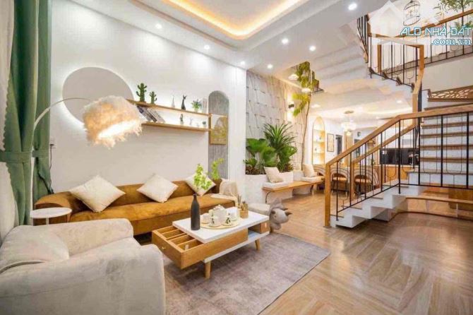 ✨BÁN NHÀ PHỐ 3 TẦNG- LÊ ĐÌNH LÝ- FULL NỘI THẤT- TT THANH KHÊ- CHỈ 6 TỶ X - 1