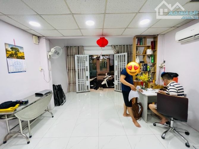 SIÊU PHẨM GÓC 2 MẶT HẺM – TÔ HIỆU, TÂN_PHÚ – NGANG 4.3M — 3 TẦNG — KHU KINH DOANH SẦM UẤT. - 1