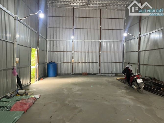 kho mới xây xong cho thuê gấp mặt tiền đường container hương lộ 2 trảng bàng - 1