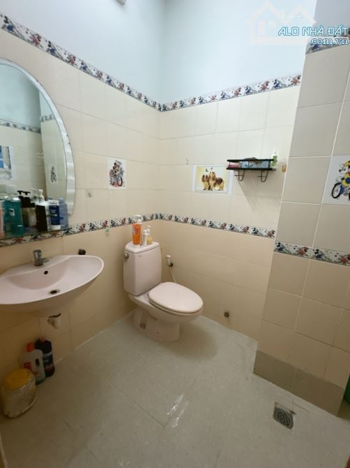 NHÀ BÁN NGUYỄN BẶC_GẦN CHỢ PHẠM VĂN HAI– 5 TẦNG, THU 280TR/NĂM –9 TỶ - 1