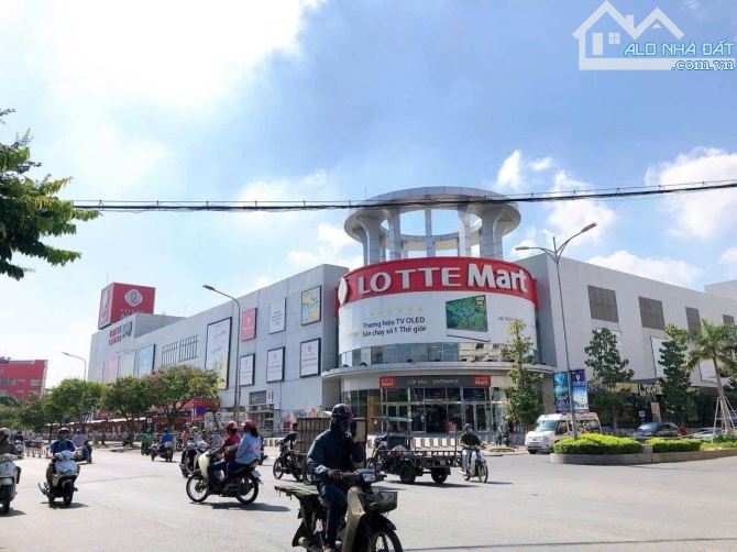Hiếm, mặt tiền Nguyễn văn Lượng ngang 5,6x17 CHXD 1 Hầm 7 tầng NGAY Lortte p.17 - 1