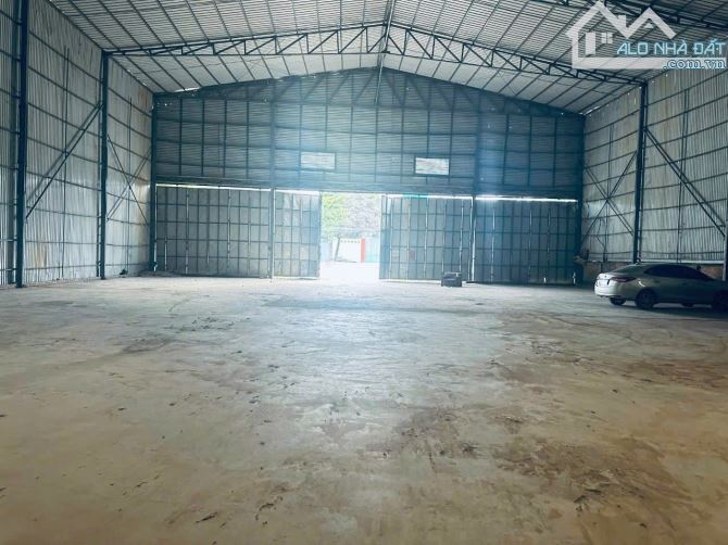 Cho thuê kho/xưởng diện tích 1.600m2 mặt đường ql21, Hòa Thạch, Quốc Oai .Gía 40k/m2 - 1