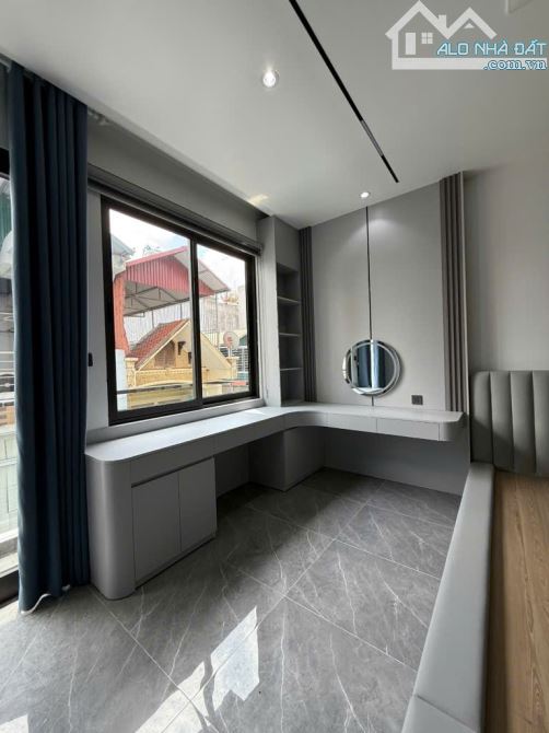 BÁN NHÀ 40M2,  THANG MÁY – FULL NỘI THẤT – GIA THUỴ – LONG  BIÊN, GIÁ 19,5TỶ - 1