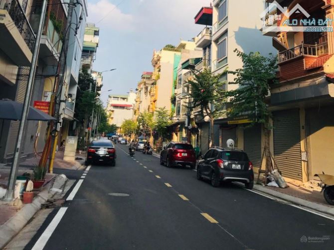 MẶT NGÕ 373 NGỌC HỒI, TRUNG TÂM HUYỆN ỦY THANH TRÌ, 40M,5 TẦNG, VỈA HÈ 5M, KINH DOANH - 1