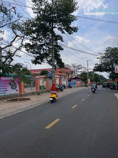 Đất nền thổ cư sổ riêng, khu bàn cờ, ngay chợ, núi Chứa Chan, Xuân Lộc, Đồng Nai - 1