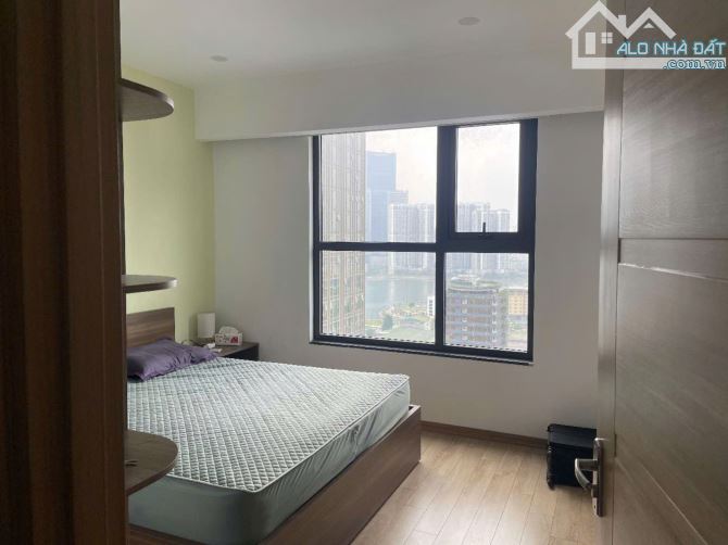 chung cư FLC 18 Phạm Hùng - 2 ngu 2 vệ sinh - 1