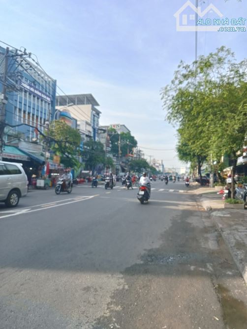 💥 MT VIP Minh Phụng – Góc Hậu Giang, Q.6 (5.5x21m) đất tiện xay mới chỉ 26 tỷ - 1