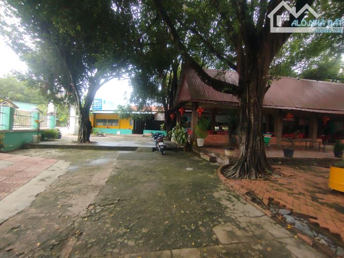 Bán đất 2 mặt tiền đường Nguyễn An Ninh Kp2 Thị Trấn Tân Biên dt 53x40m thổ 200m2 - 1