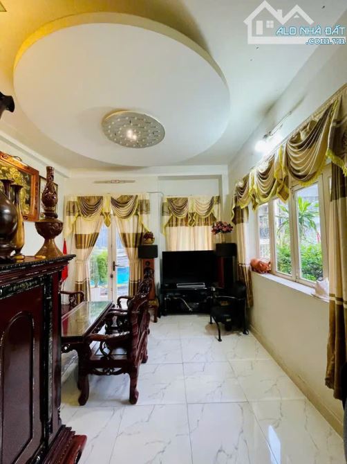 📍 Nhà Góc 2 Mặt Hẻm 11m – Xe Tải Quay Đầu – Khu Dân Trí.An Ninh.Giá tốt.Dương Bá Trạc