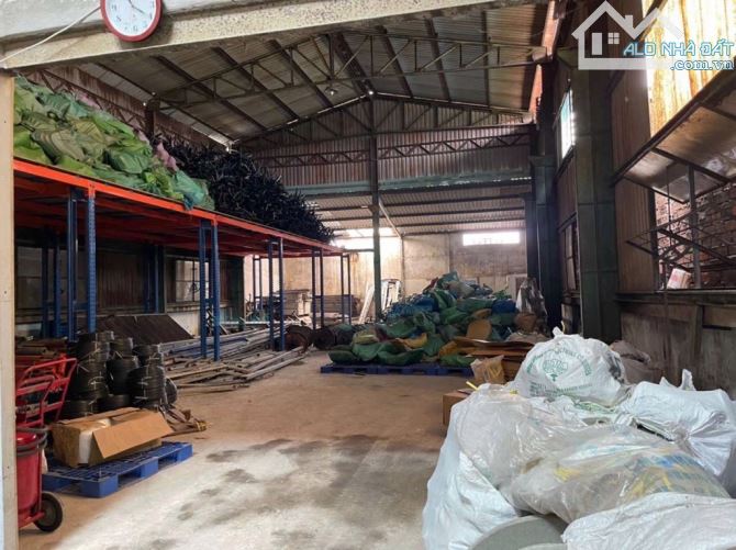 NHÀ XƯỞNG DT 1000M2 - ĐƯỜNG XE CÔNG ĐÂU NGÀY ĐÊM - SÁT QL1A - TRẦN ĐẠI NGHĨA - CHÍNH CHỦ - - 1