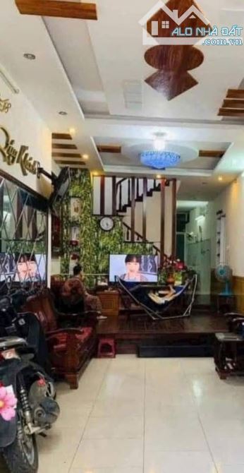 BÁN NHÀ 1 TRỆT 3 LẦU ĐỔ 4 TẤM HẺM ÔTÔ TRÁNH NHAU VÀO GẦN ĐƯỜNG BÌNH GIÃ, P.8,TP.VŨNG TÀU - 1