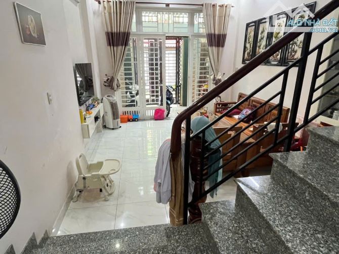 NHÀ 3 TẦNG MỚI - HẺM 8M TRÁNH NHAU – TRƯỜNG LƯU, LONG TRƯỜNG, TP THỦ ĐỨC - 1