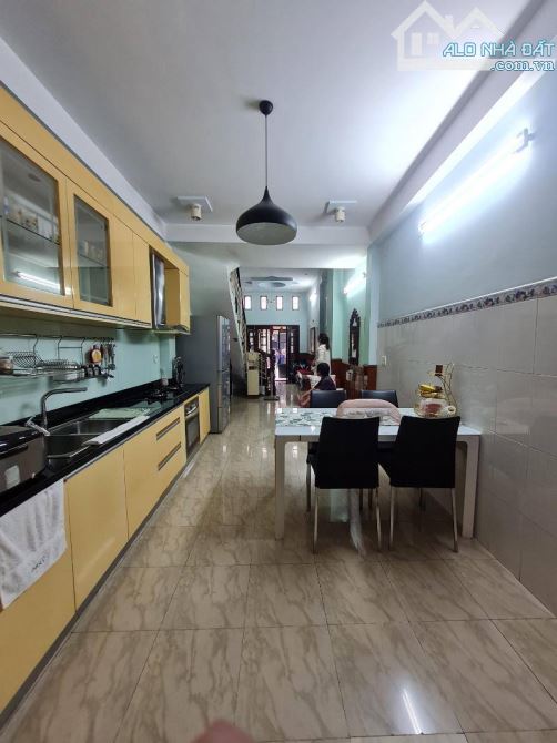 🔥HẺM XE HƠI🔥HOÀNG HOA THÁM P.7 BÌNH THẠNH - 5 TẦNG 💥52M2💥 - CHỈ NHỈNH 7 TỶ🌹 - 1