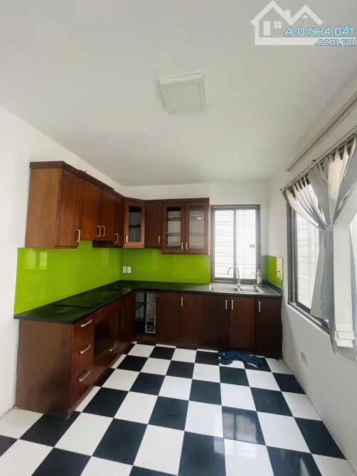 Bán căn tập thể Chùa Bộc ngõ oto 3 ngủ - 110m2 ở được ngay - 1