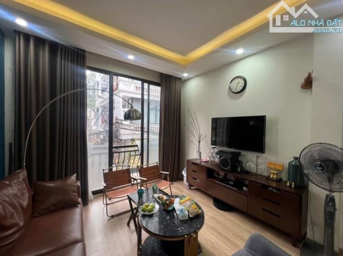 RẤT HIẾM! Nhà Kim Mã, ô tô tránh, vỉa hè, kinh doanh, 43m*4T, giá 18.5 tỷ - 1