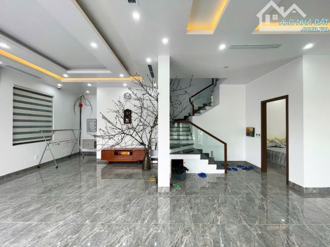 Biệt thự lô góc 2 tầng khu phân lô Hải An - 1