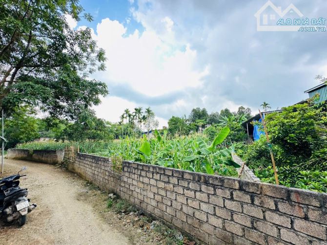 CHỈ 1,x TỶ SỞ HỮU NGAY LÔ ĐẤT DT 245m2 FULL THỔ CƯ, MT 9m, CÁCH QL21A CÓ 300m - 1