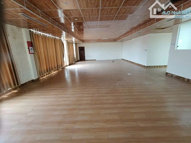 Cho thuê kho đường An Thượng, Hoài Đức, HN. DT 1800m, thông sàn có PCCC, xe công đỗ cửa. G - 12