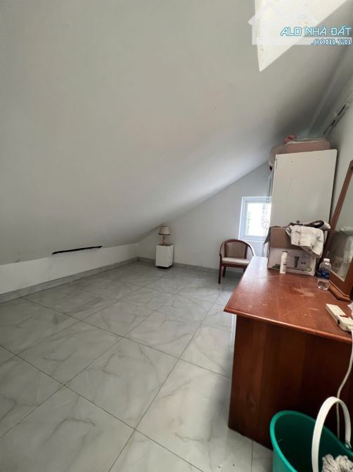 Giảm 3 tỷ Bán Biệt Thự MT ngay Trục Trương Văn Bang - 16x18m Hầm 3 tầng giá còn 52 tỷ. - 13