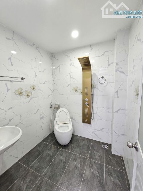 Bán nhà 1T2L 4.5x15m hoàn công, đường D3 KDC An Phú 1 p.An Phú, đang thuê 8tr/th - 15