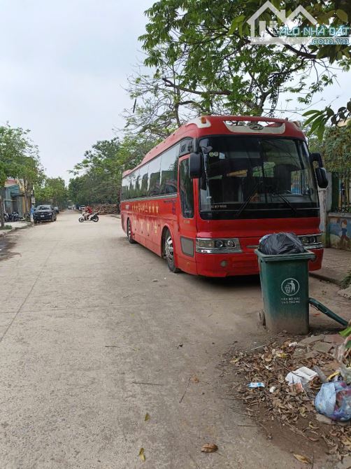 Cho thuê kho đường An Thượng, Hoài Đức, HN. DT 1800m, thông sàn có PCCC, xe công đỗ cửa. G - 18
