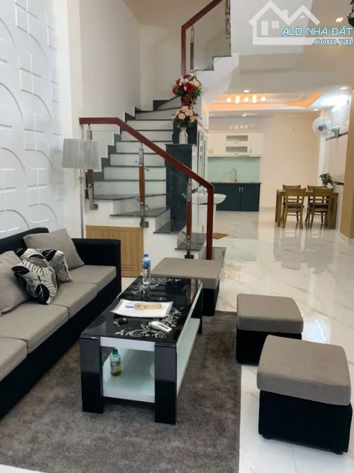 Bán nhà đẹp vị trí đẹp cách mặt tiền phạm văn chiêu phường 08 gò vấp 40 mét - 2