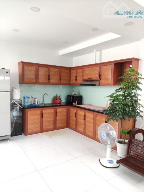 Siêu phẩm nhà 1/ Thị Trấn -TTT , 2Tx 168 m2 , .Giá chỉ  5.85 tỷ (TL) - 2