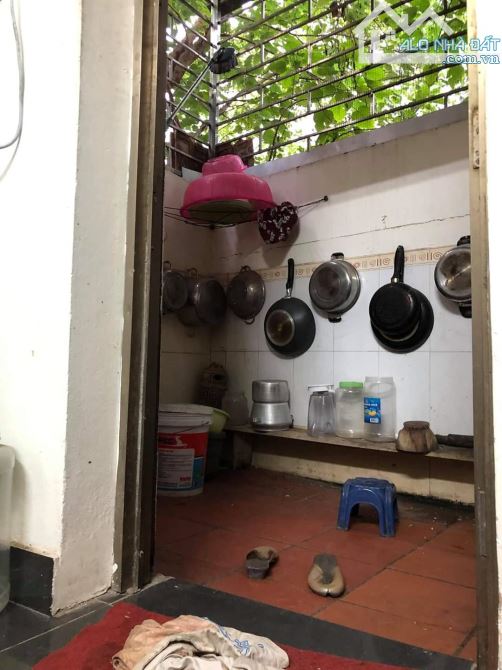 BÁN NHÀ CẤP 4 LÔ GÓC – 2 MẶT THOÁNG – GẦN Ô TÔ – TÂY MỖ, NAM TỪ LIÊM, 40M2 Ở NGAY HƠN 4T. - 2