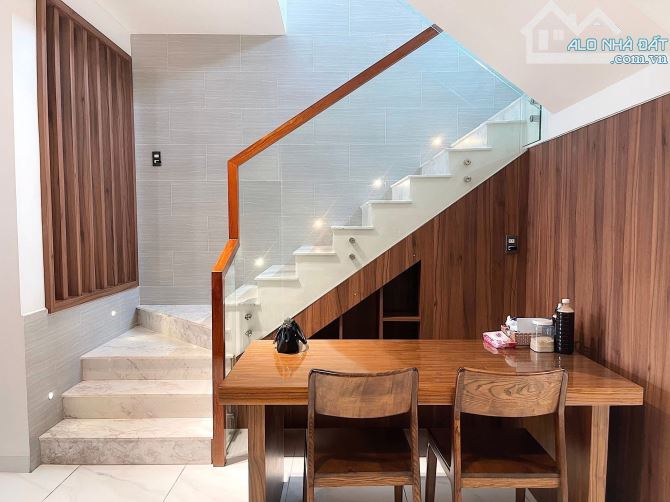 Bán nhà 5 lầu full nội thất đẹp mặt tiền đuờng Hoàng Sa,phuờng 6 tp Mỹ Tho - 2