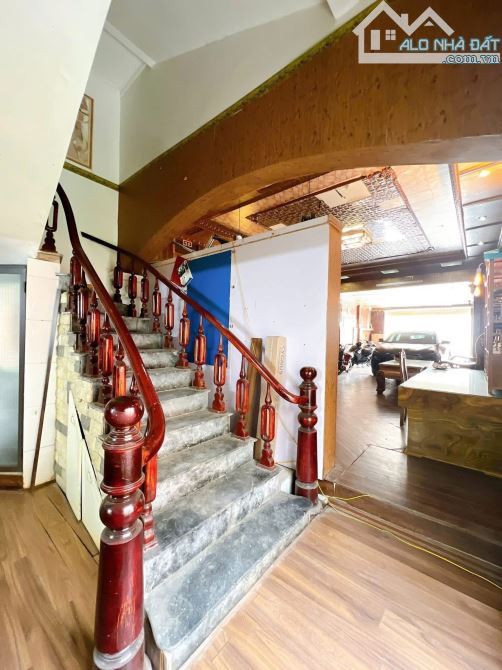 siêu phẩm 3,5 tầng mặt đường Khúc Hạo - Vĩnh Niệm, lê chân, 94m2, giá 7, - 2