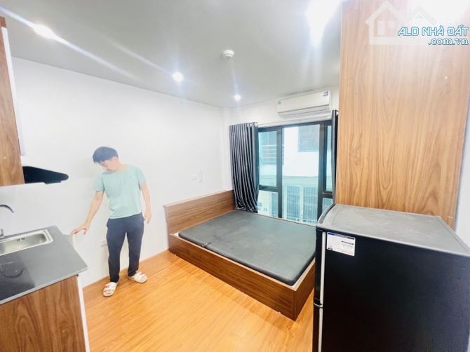 CĂN HỘ DỊCH VỤ GẦN NGÃ TƯ SỞ 28 PHÒNG KHÉP KÍN, DOANH THU 1.8 TỶ/NĂM, Ô TÔ VÀO NHÀ, 7 TẦNG - 2