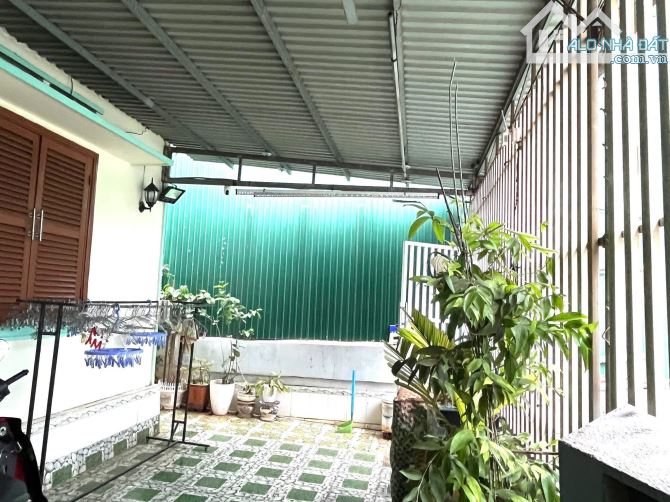 BÁN NHÀ ĐẤT MẶT TIỀN HÙNG VƯƠNG - DT: 7,2x28m ( NỞ HẬU 10,2m ) - H: ĐÔNG BẮC - 9,9TỶ - 2