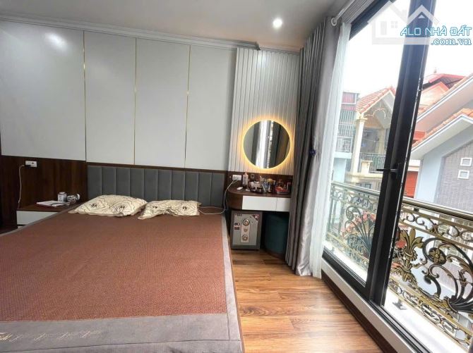 BÁN TÒA CĂN HỘ VIP NHẤT TÂY HỒ, THANG MÁY, 22 PHÒNG, SÁT PHỐ, DÒNG TIỀN 1,5TỶ - 2