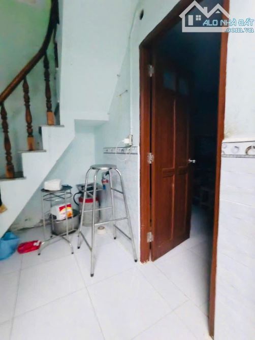 Bán nhà 2 tầng ngang hẻm  rộng thoáng thông 91m2 Tân Thới nhì HM chỉ 2.x tỷ - 2
