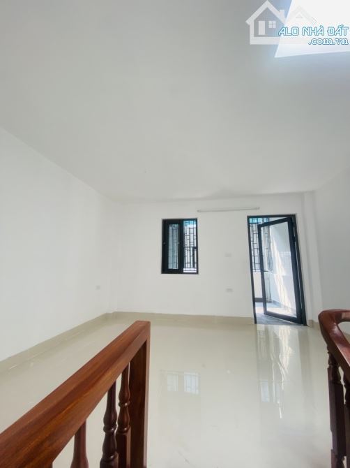 NHÀ MỚI 5 TẦNG NGỌC THUỴ - TIỆN ÍCH - CHỈ NHỈNH 5 tỷ - 2