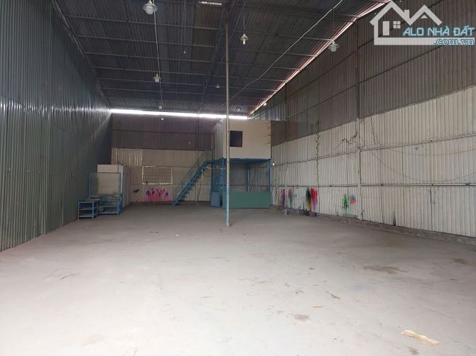 CHO THUÊ KHO 350M² – ĐƯỜNG NGUYỄN VĂN QUỲ QUẬN 7 – giá rẻ 95ng/m2. - 2