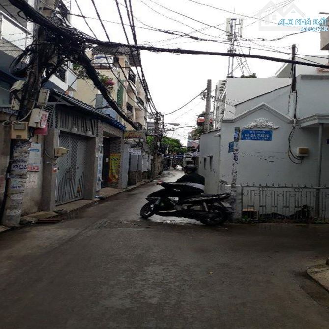 MẶT TIỀN LÊ LAI - GẦN TRƯỜNG BÀU CÁT - NGANG KHỦNG 6.5X32 209M2 - TIỆN XÂY CHDV - 19.X TỶ - 2