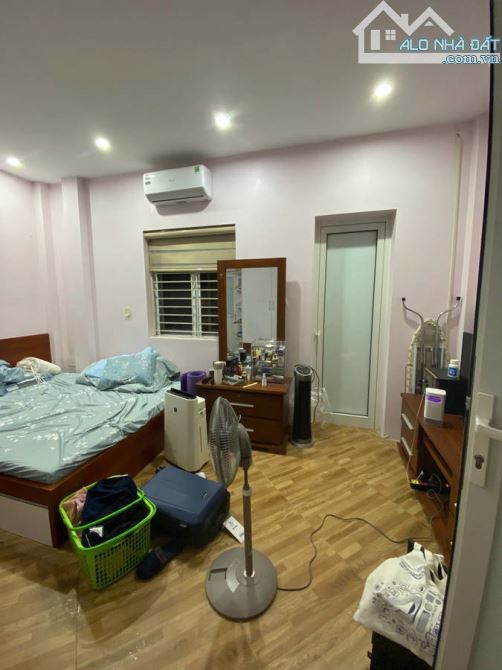 Bán nhà Phú Diễn - Bắc Từ Liêm 45m2 oto vào nhà vỉa hè oto tránh giá hơn 11 tỷ - 2
