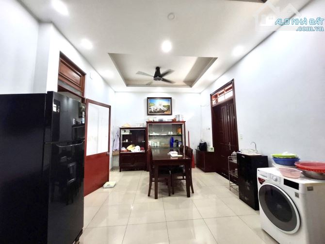 💥BÁN NHÀ PHỐ 3 TẦNG- ĐÀO DUY TỪ- 65M2- NGAY CHỢ CỒN- CHỈ 5 TỶ X - 1