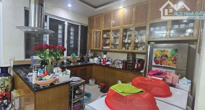 NHÀ HOÀNG HOA THÁM DT90M,5T, MT5M,17,5 TỶ . - 2
