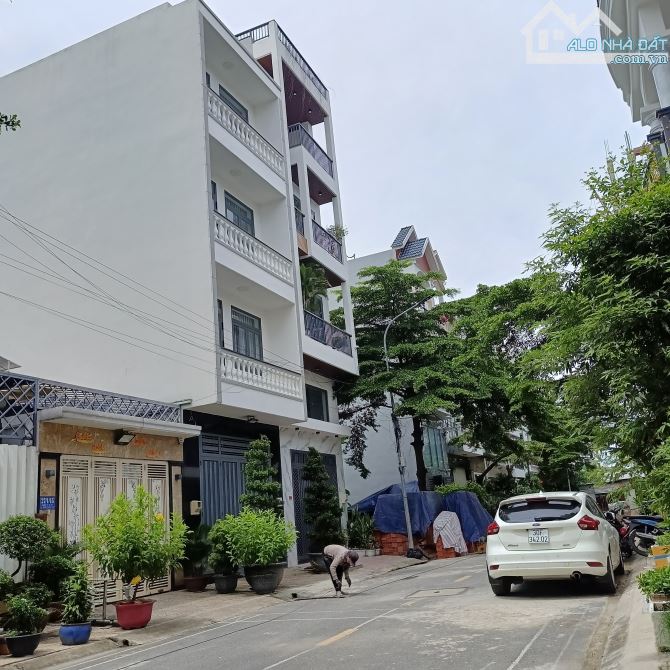 Khu phân lô 8m có vỉa hè, Thạnh Xuân 25, Q12. Nhà 4 lầu. Sổ riêng hoàn công. - 2