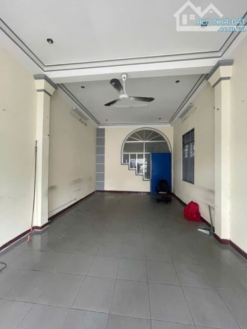 Nhà 2 MT Lê Hồng Phong 102m *3.5 tầng, Phường Phước Hoà, sổ hoàn công - 2