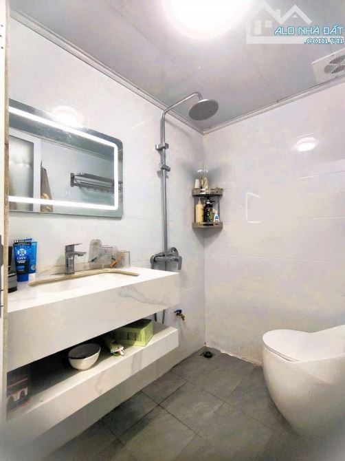 BÁN ĐẤT TẶNG NHÀ SÂN VƯỜN -PHỐ CẦU ĐẤT QUẬN HOÀN KIẾM -105 m2-GIÁ CHÀO 11tỷ8 - 2
