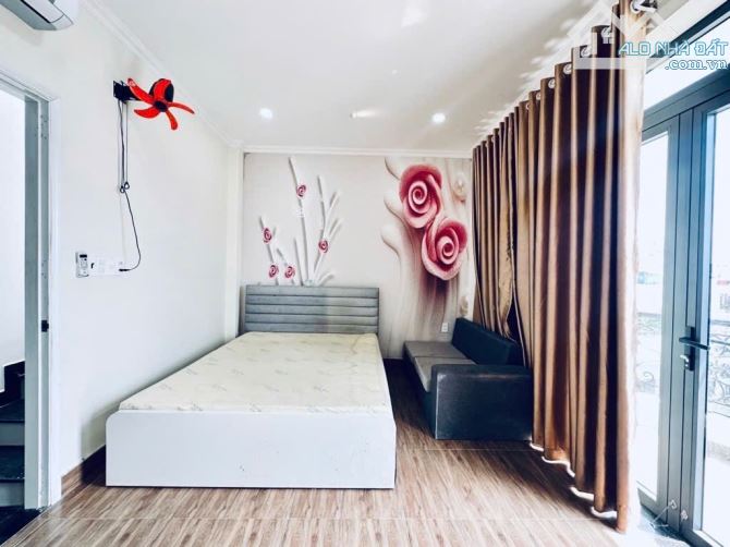 Nhà 6 tầng TẶNG FULL NỘI THẤT đường SỐ 6 , phường 15 Q. Gò Vấp ,dt 61m2 (5mx12m) đường 10m - 2