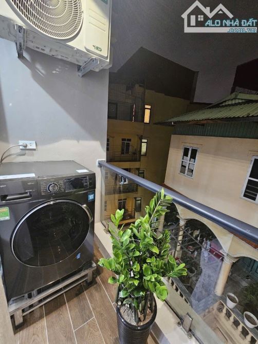 Tòa CCMN Cự Lộc, 18Phòng/ kk , DT 100 tr/tháng, 20m ra phố,  80m2 x 7T, PCCC đầy đủ - 2
